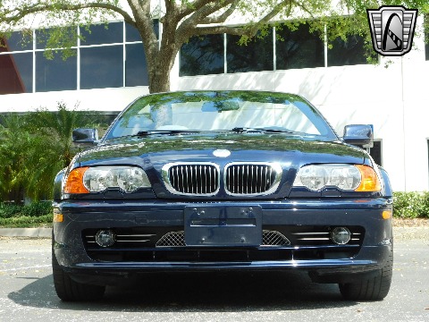 2001 BMW 330CI image 7