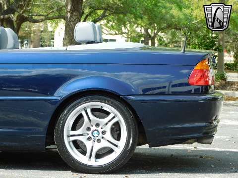2001 BMW 330CI image 35