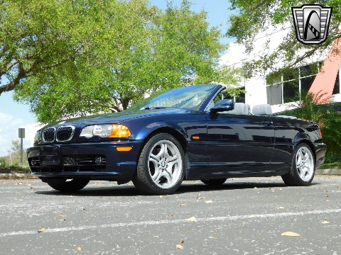 2001 BMW 330CI image 10