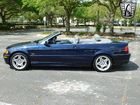 2001 BMW 330CI image 11