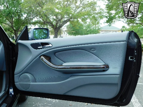 2001 BMW 330CI image 117