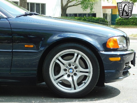 2001 BMW 330CI image 40