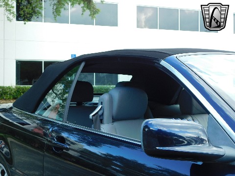 2001 BMW 330CI image 96