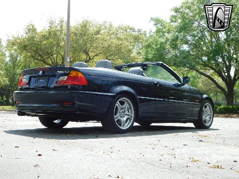 2001 BMW 330CI image 22