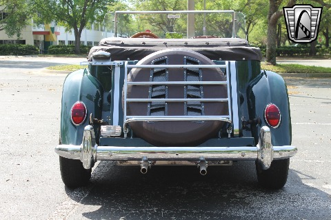 1952 MG TD image 19