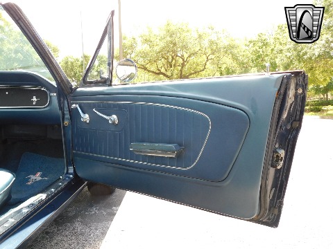 1965 Ford Mustang image 111