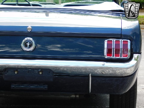 1965 Ford Mustang image 39