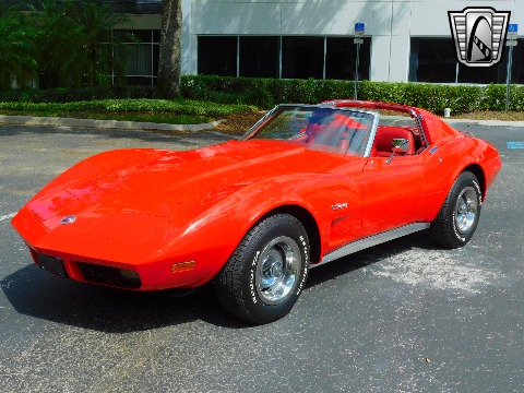 1974 Chevrolet Corvette image 9