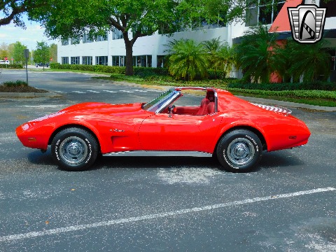 1974 Chevrolet Corvette image 12
