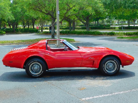 1974 Chevrolet Corvette image 24