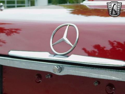1976 Mercedes-Benz 450SL image 75