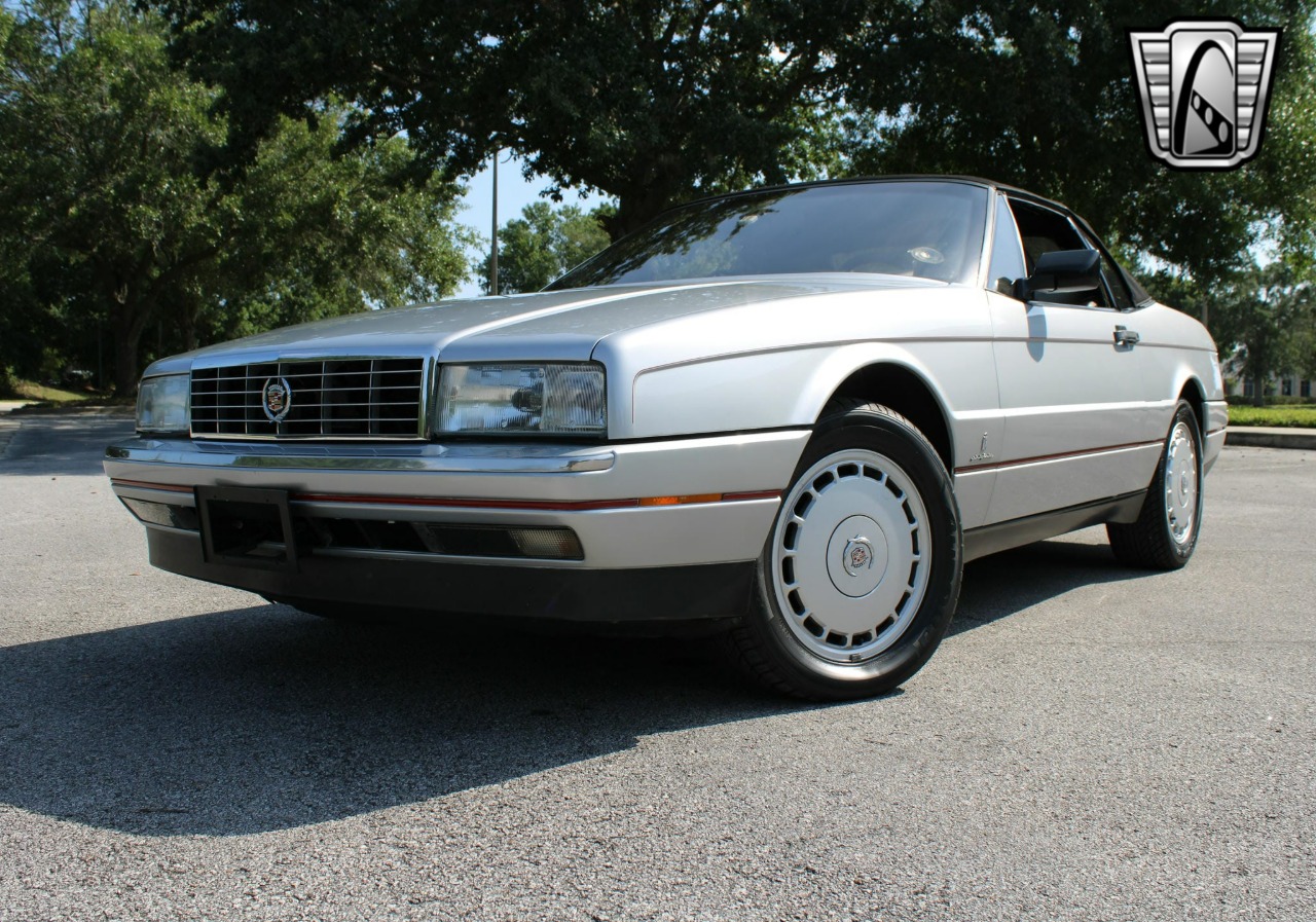 1991 Cadillac Allante 35