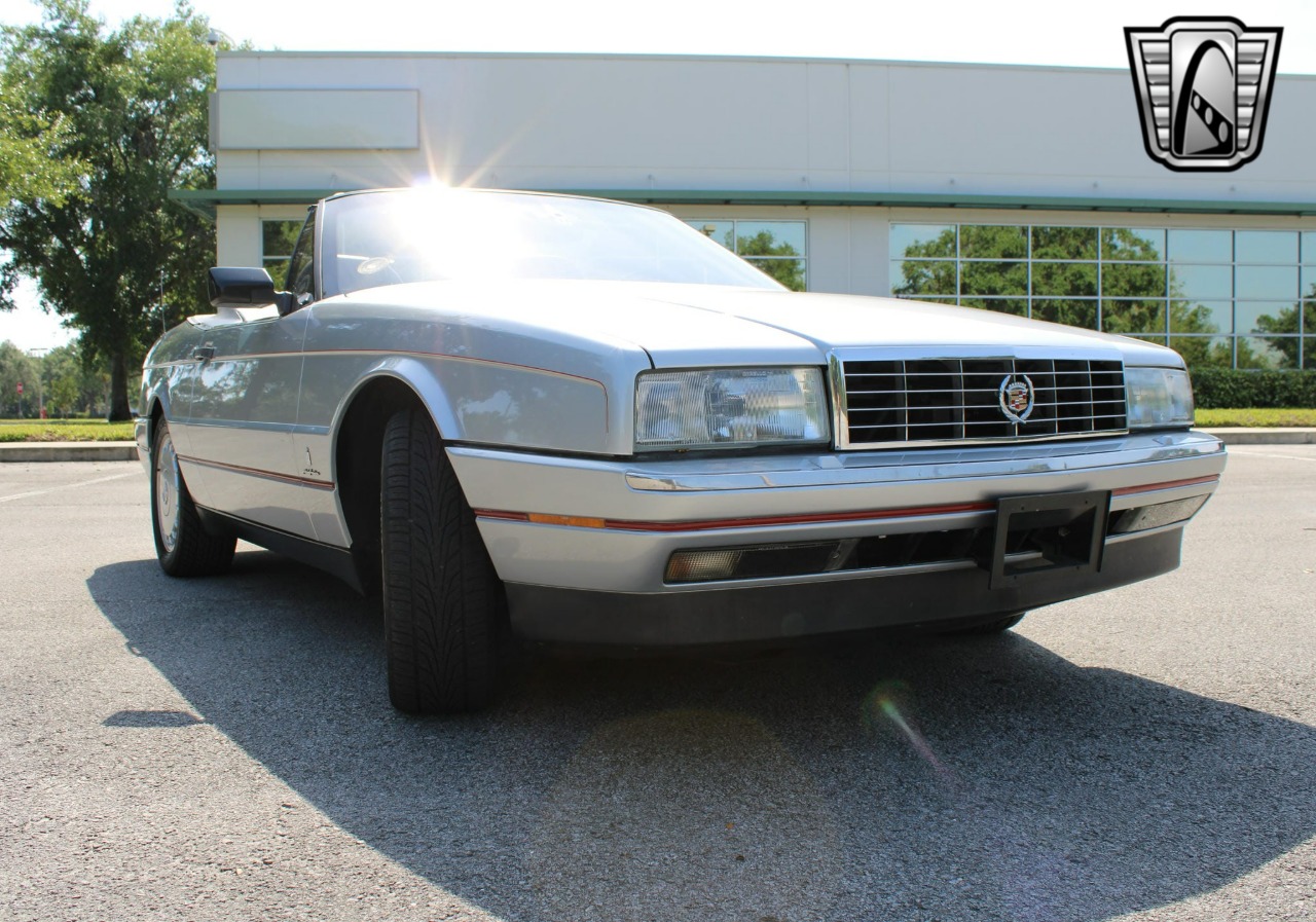 1991 Cadillac Allante 59