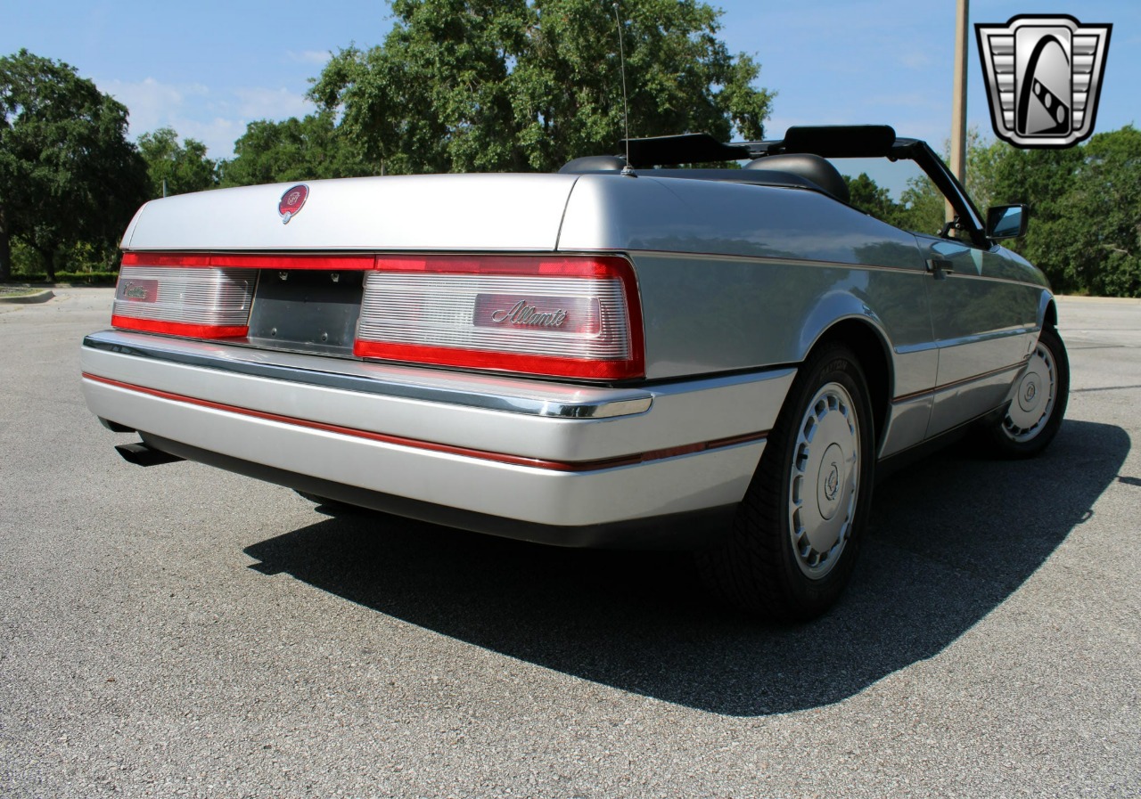 1991 Cadillac Allante 83