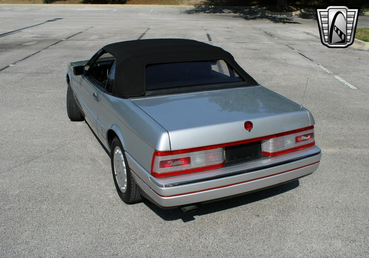 1991 Cadillac Allante 3