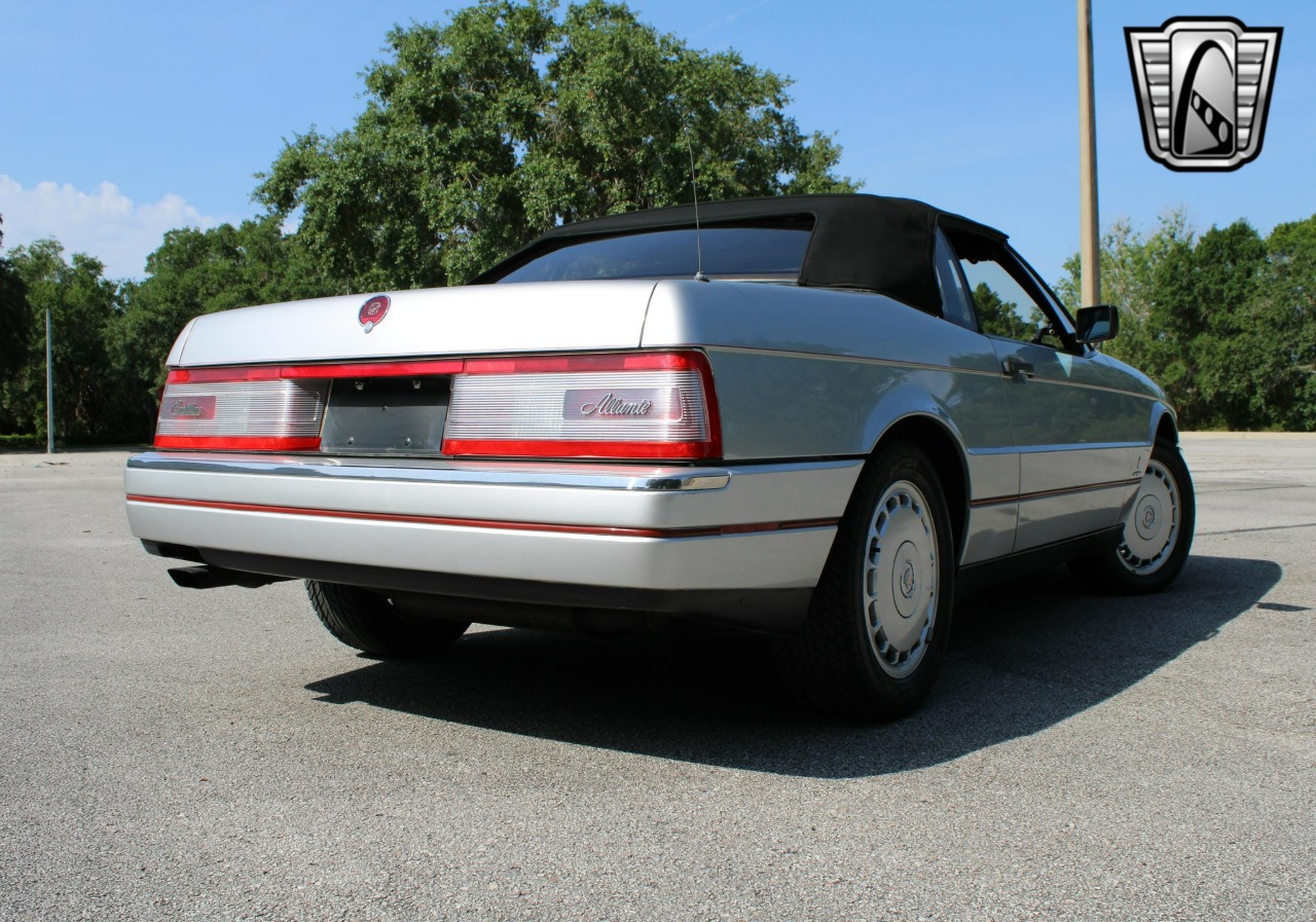 1991 Cadillac Allante 42