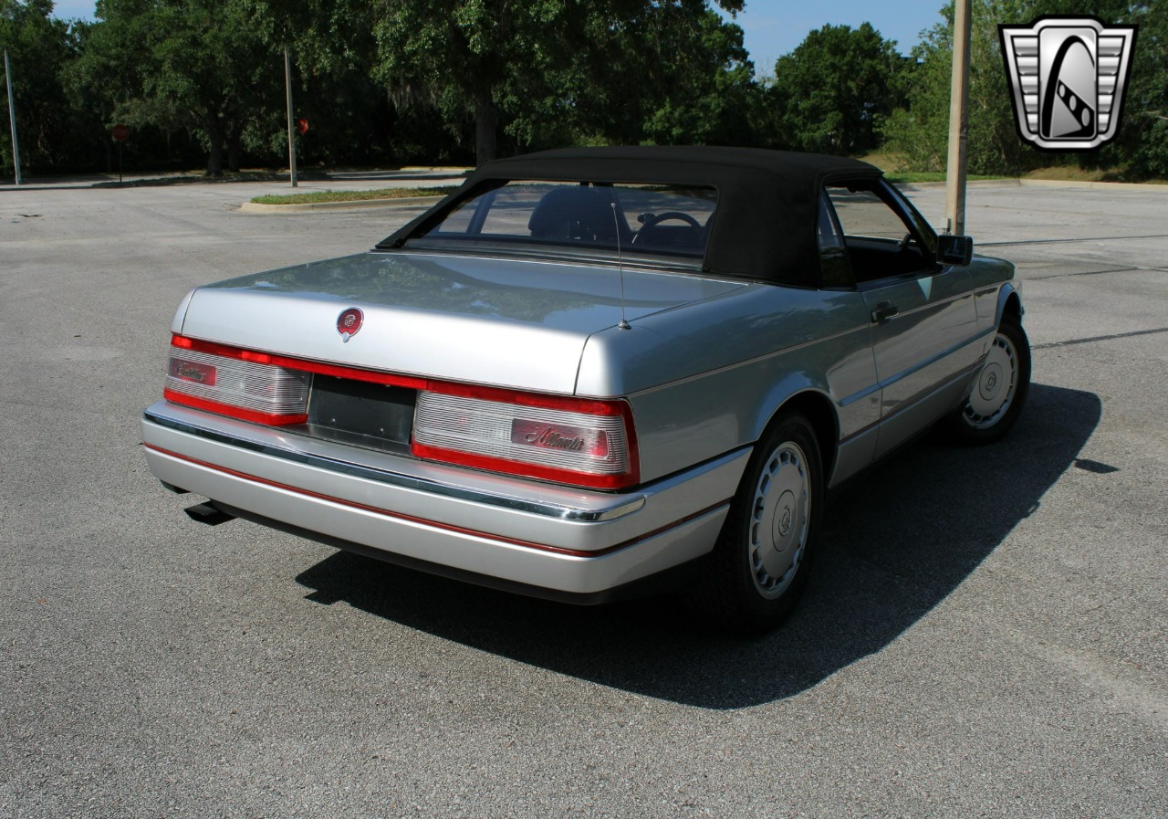 1991 Cadillac Allante 43