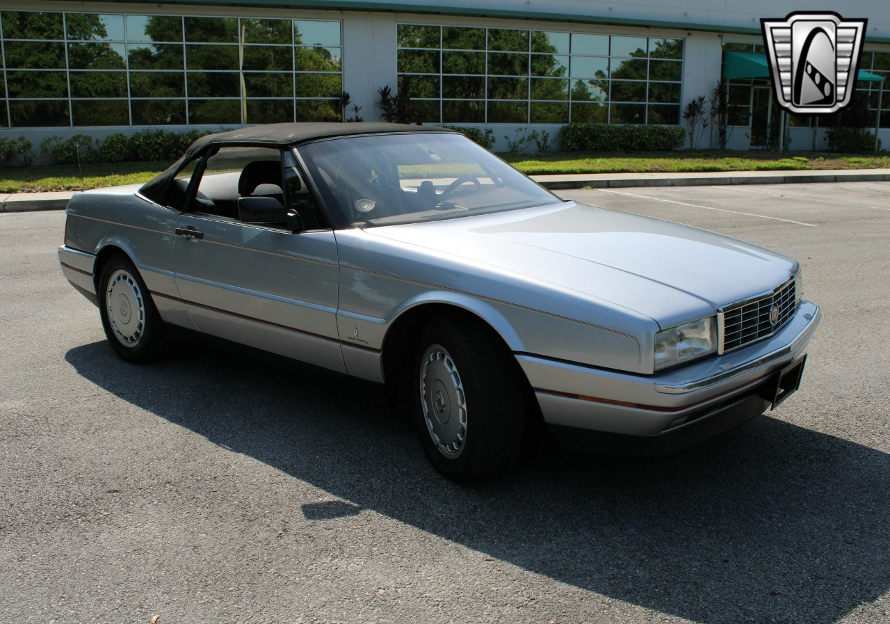 1991 Cadillac Allante 46