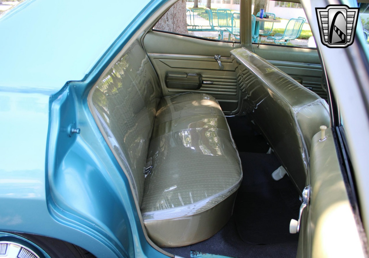 1968 Chevrolet Biscayne 23