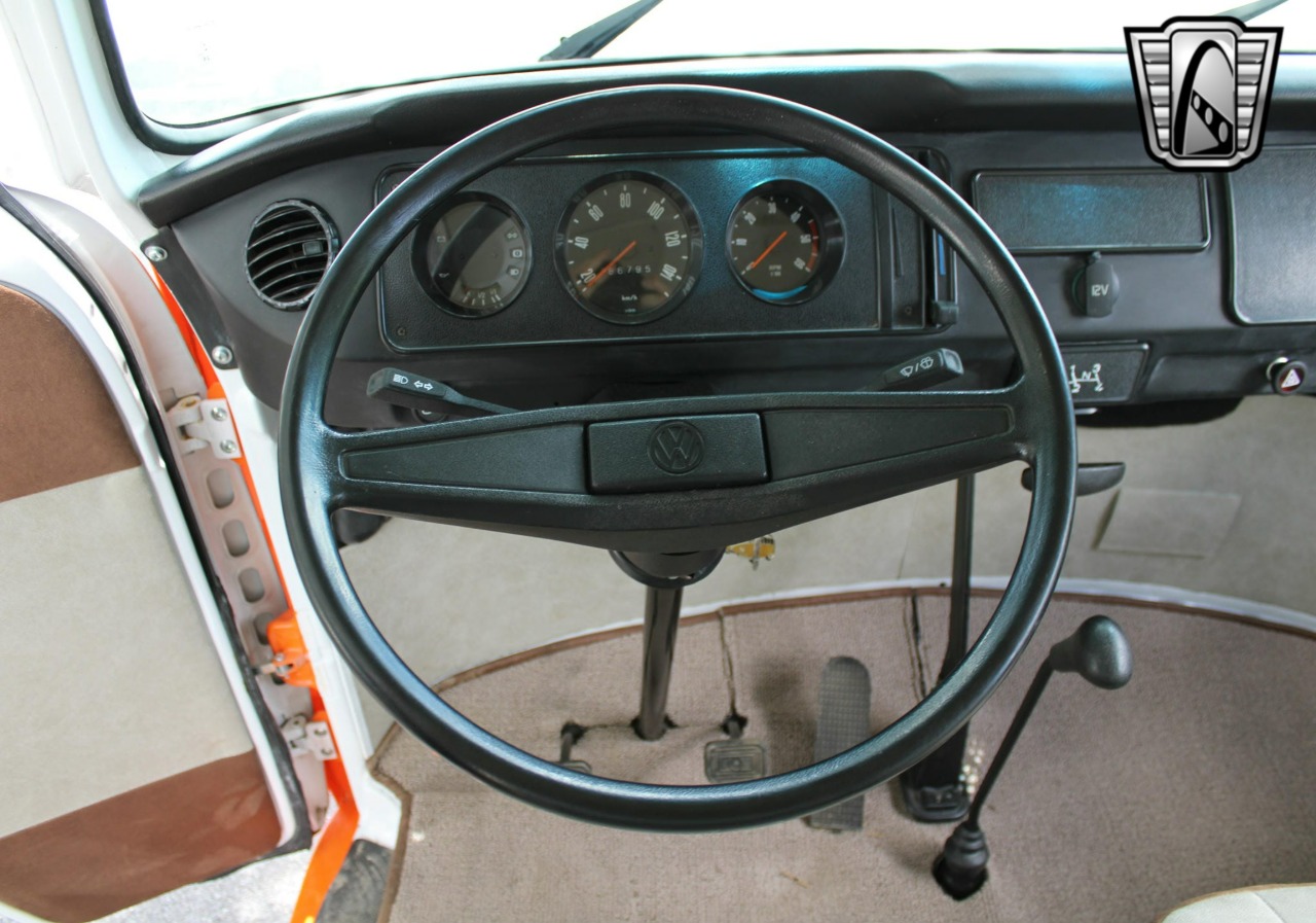 1994 Volkswagen Type 2 19