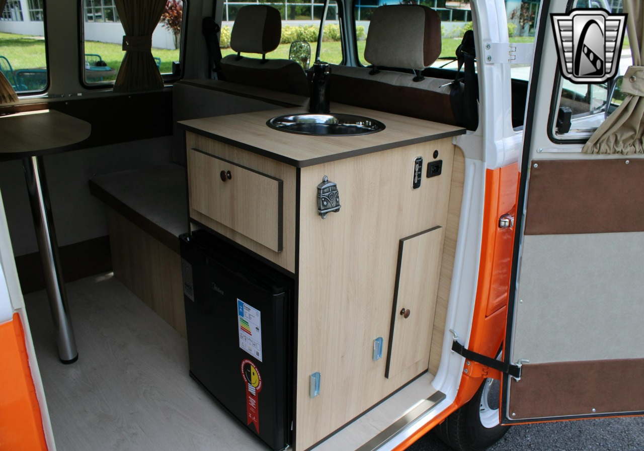 1994 Volkswagen Type 2 23