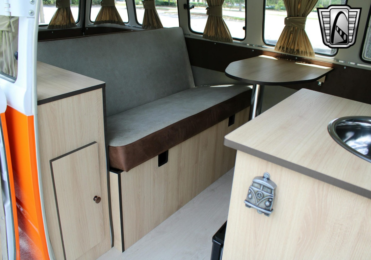 1994 Volkswagen Type 2 24