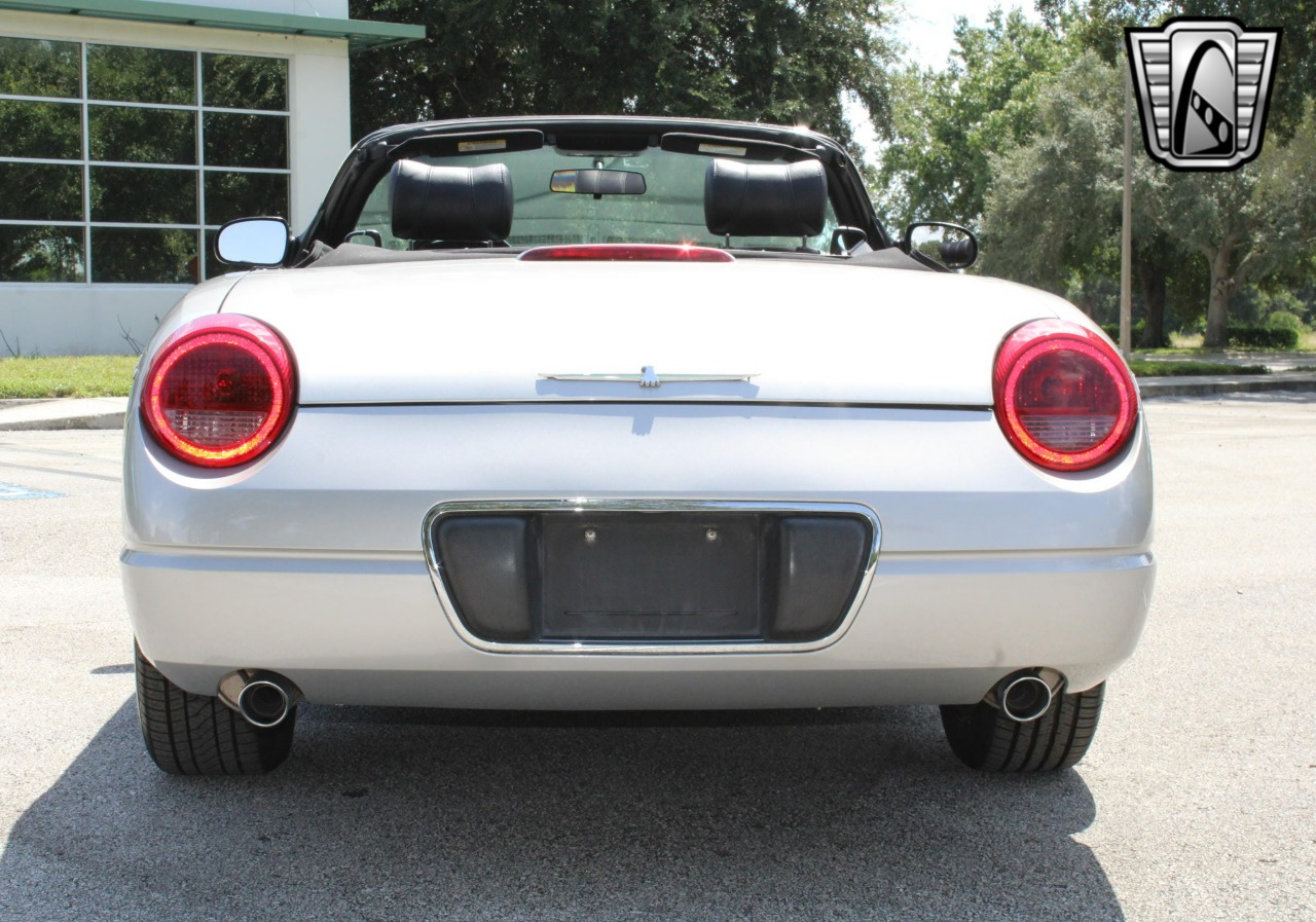 2004 Ford Thunderbird 98