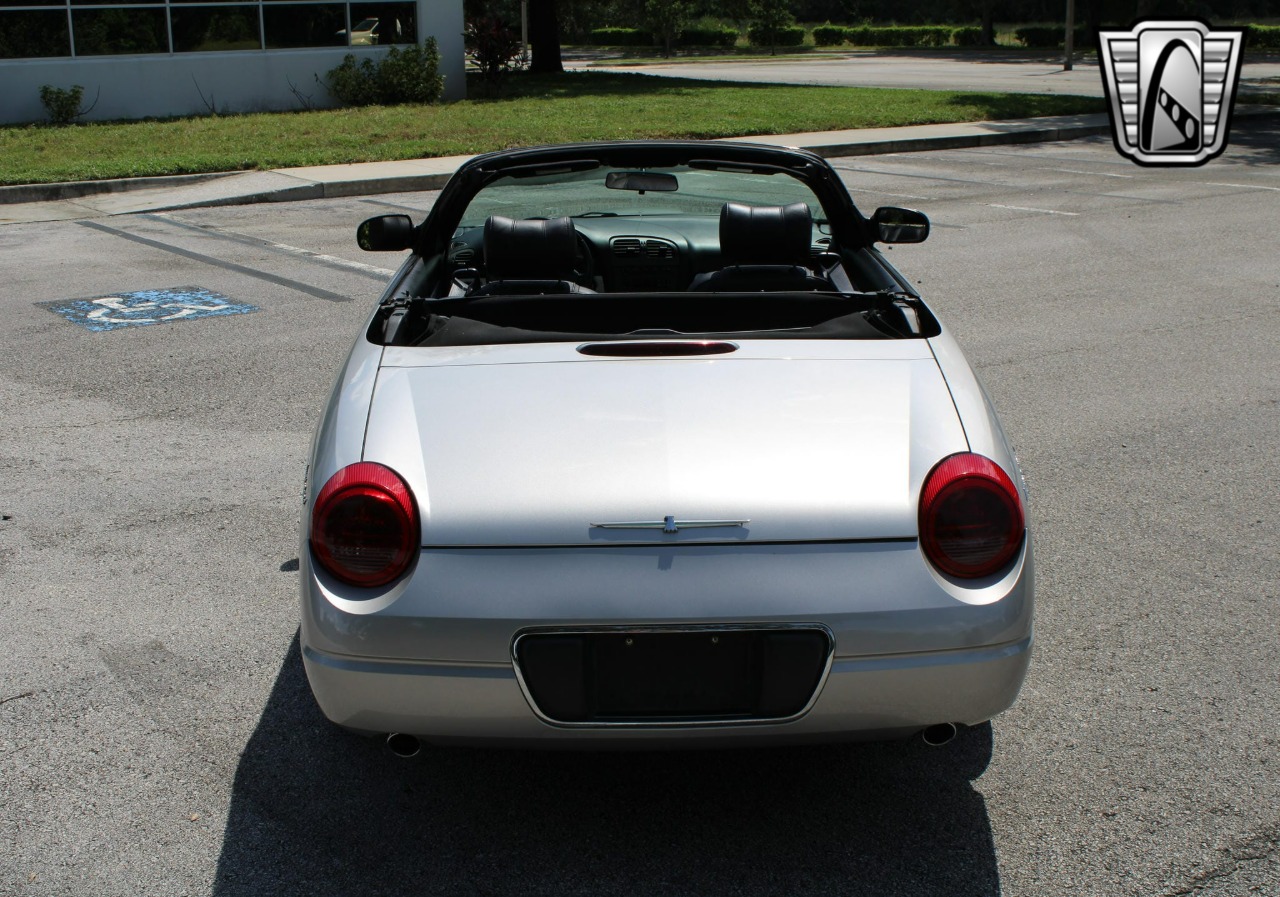 2004 Ford Thunderbird 99