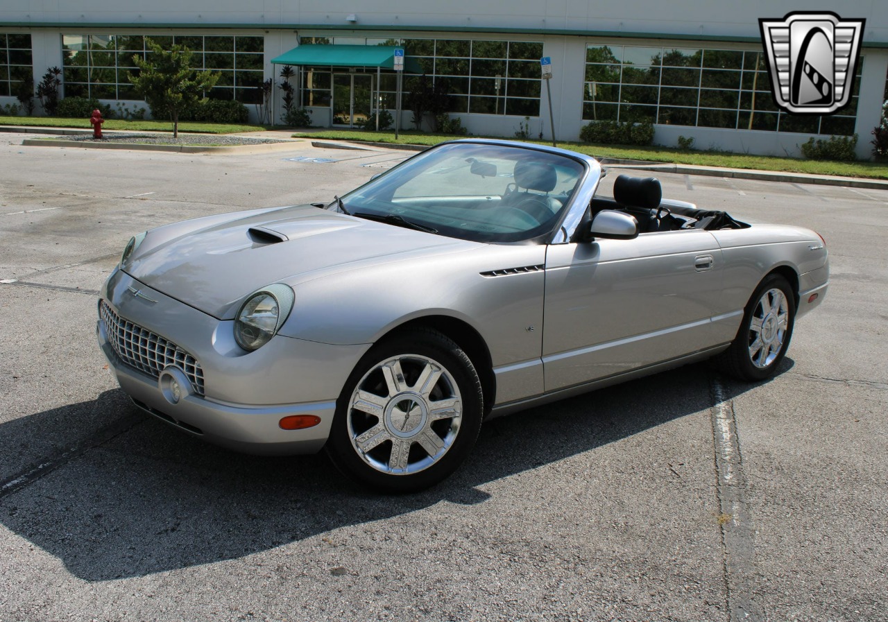 2004 Ford Thunderbird 78