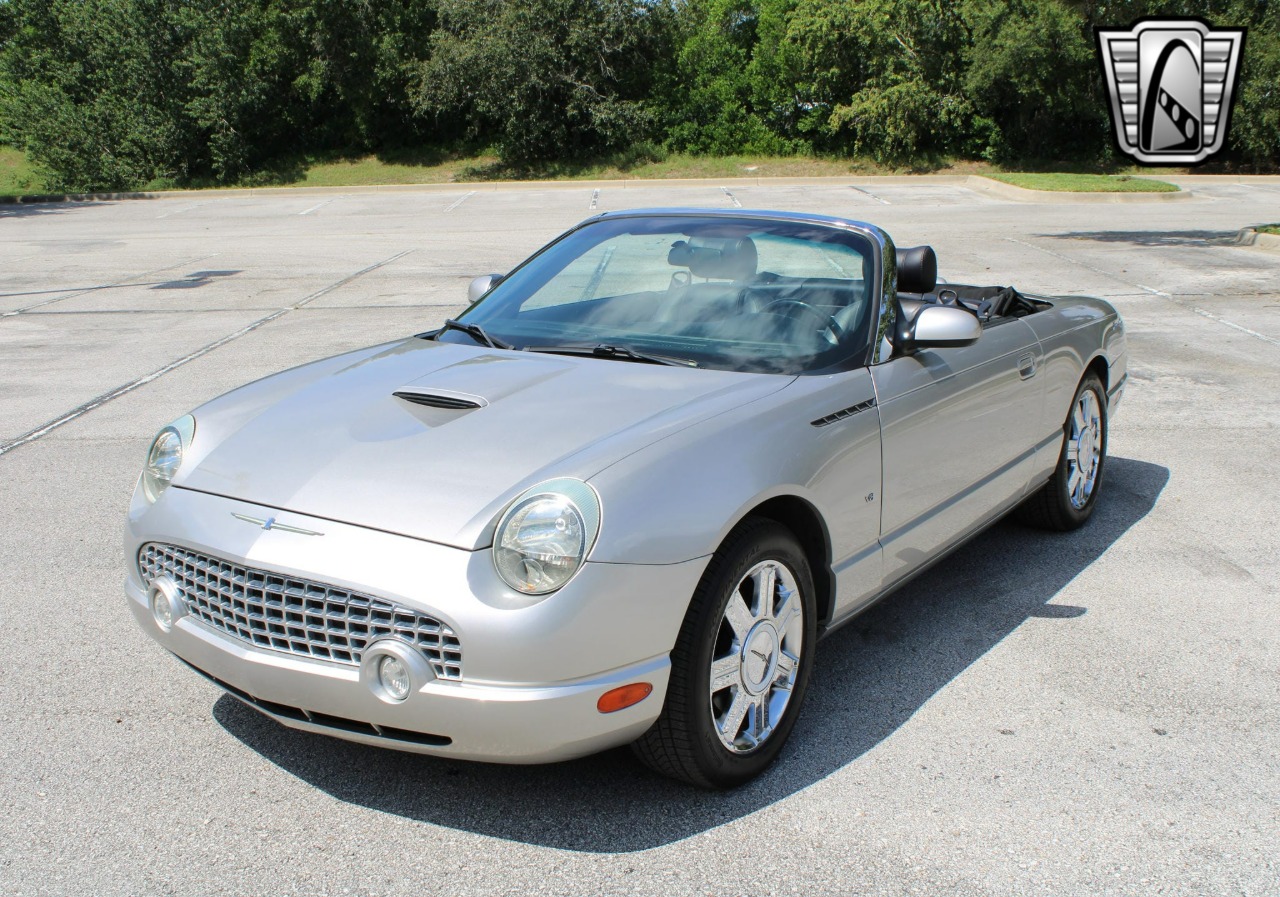 2004 Ford Thunderbird 91