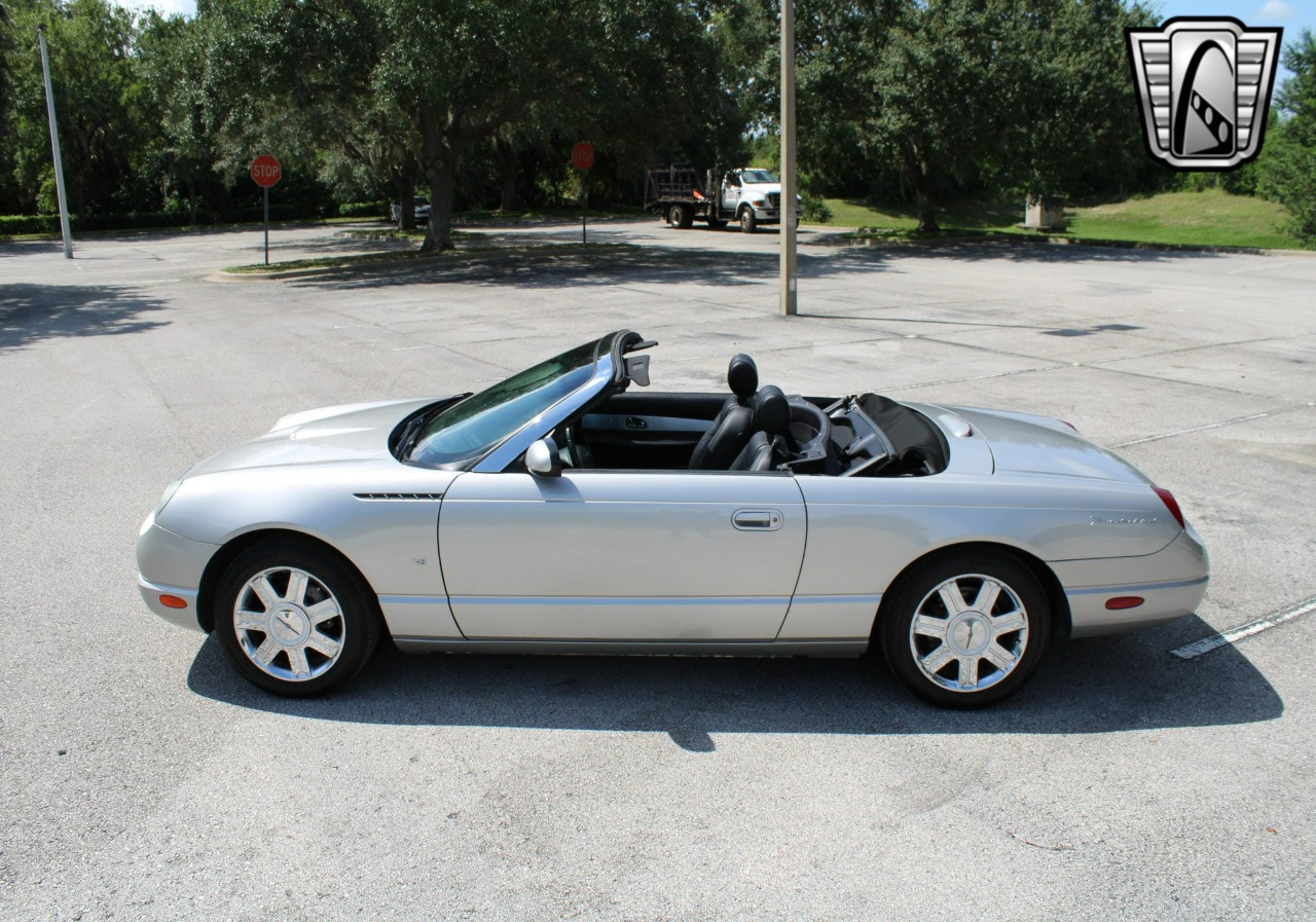 2004 Ford Thunderbird 95
