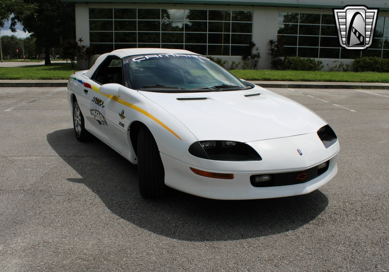 1997 Chevrolet Camaro 32