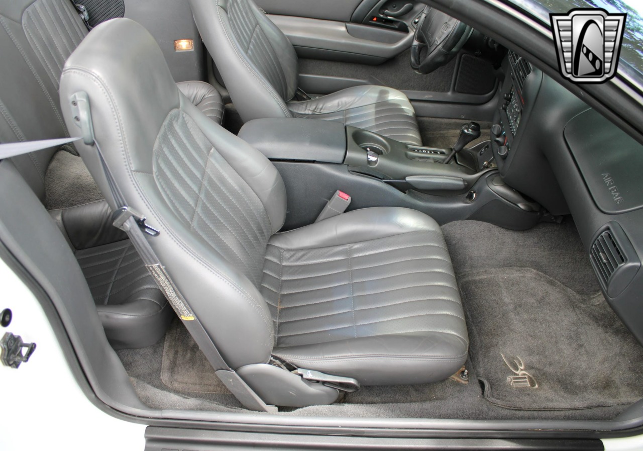 1997 Chevrolet Camaro 23