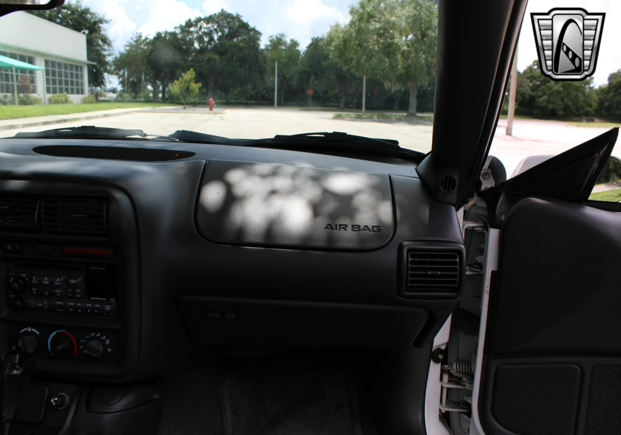 1997 Chevrolet Camaro 24