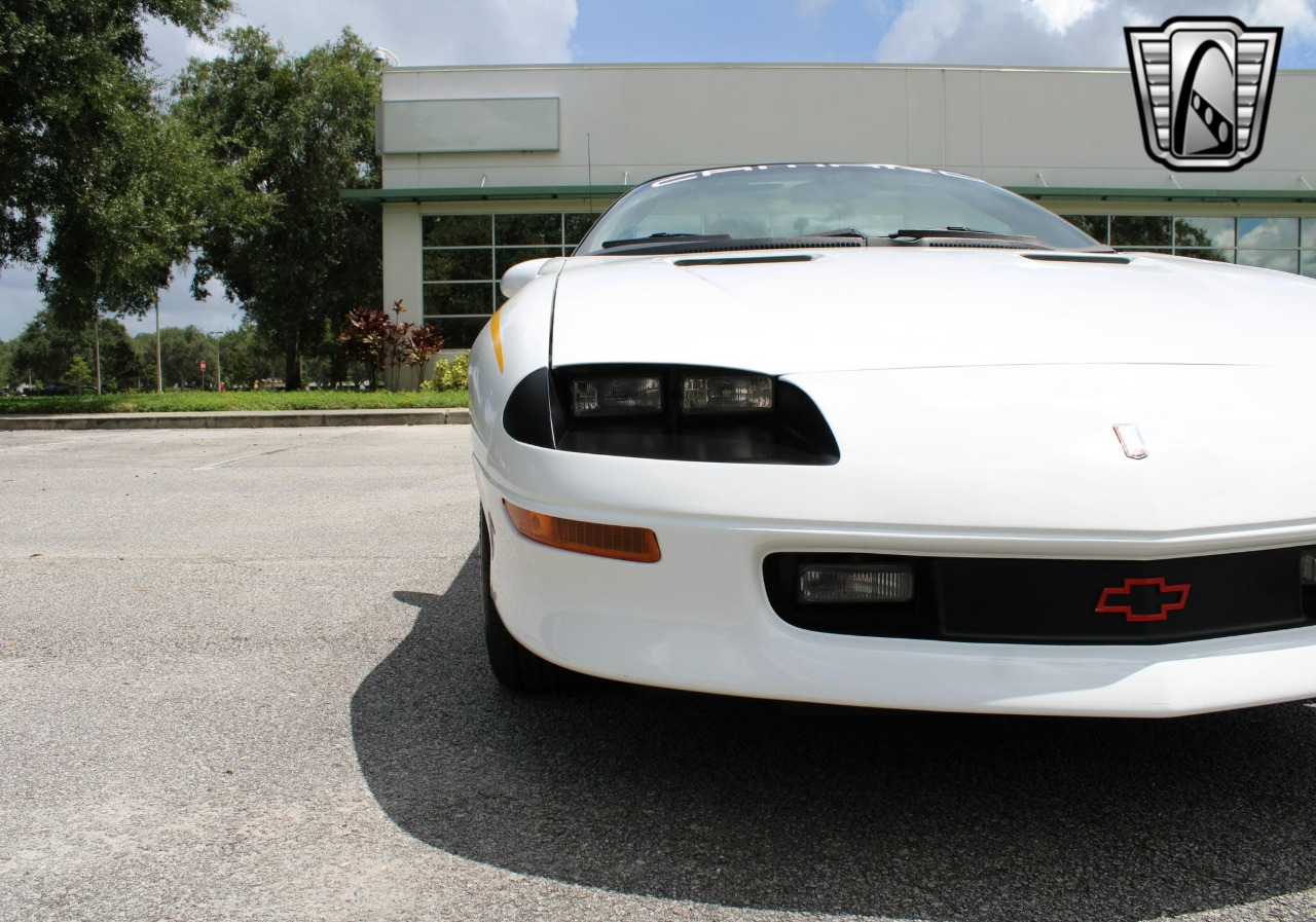 1997 Chevrolet Camaro 89