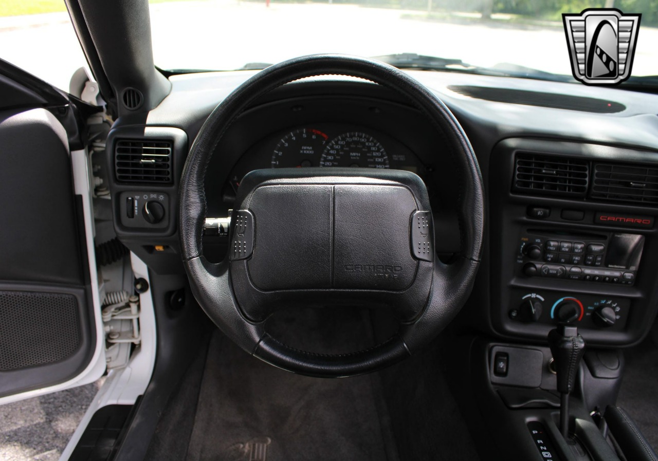 1997 Chevrolet Camaro 18