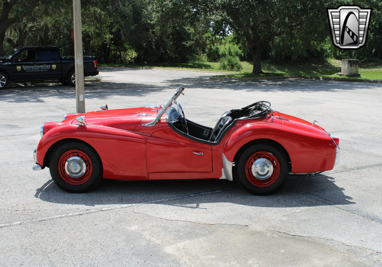 1963 Triumph TR3B 12