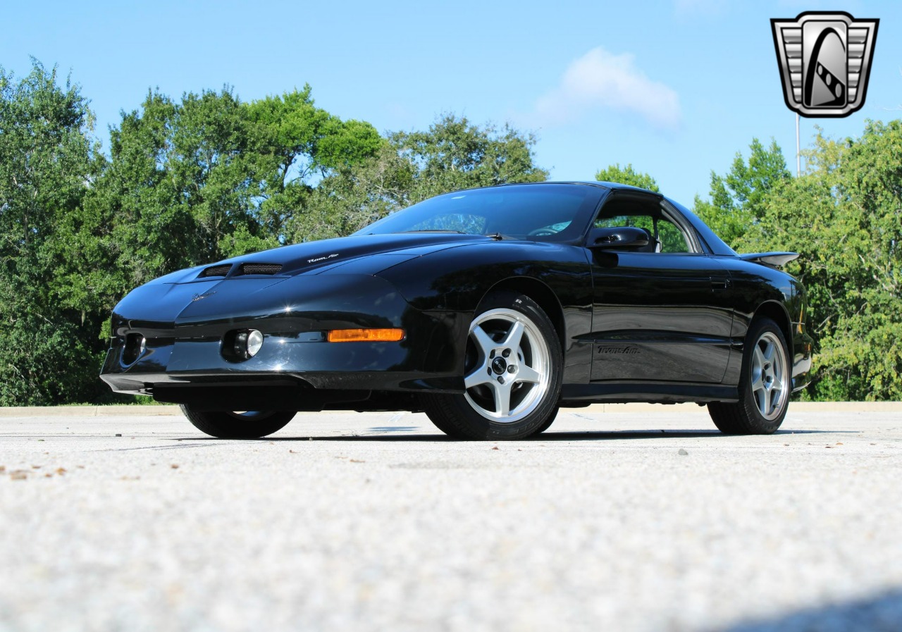 1997 Pontiac Firebird 2