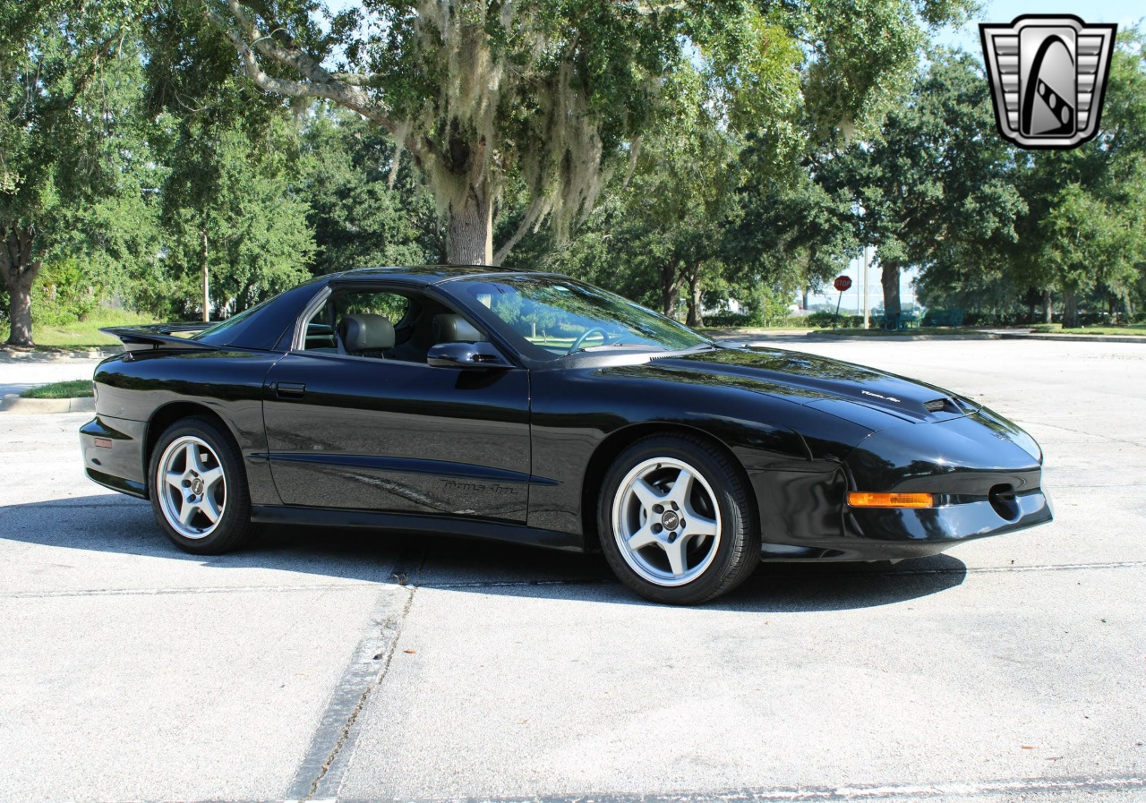 1997 Pontiac Firebird 11