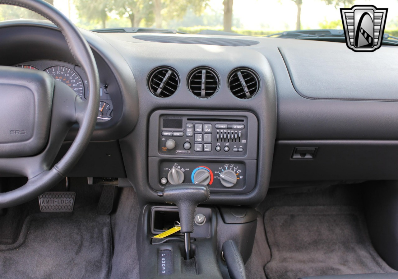 1997 Pontiac Firebird 24