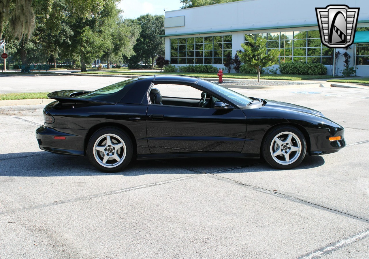 1997 Pontiac Firebird 10