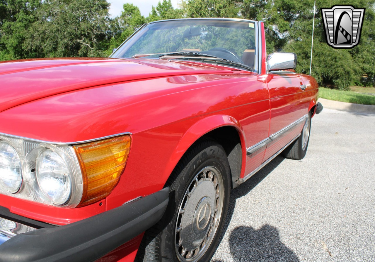 1987 Mercedes-Benz 560 SL 51