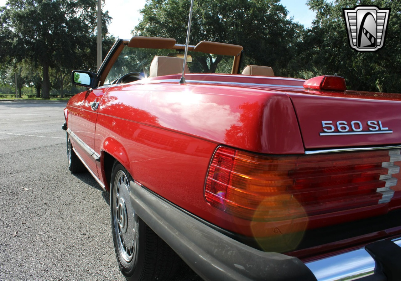 1987 Mercedes-Benz 560 SL 52