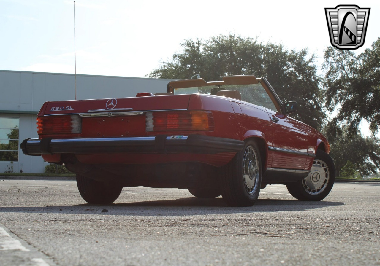 1987 Mercedes-Benz 560 SL 37