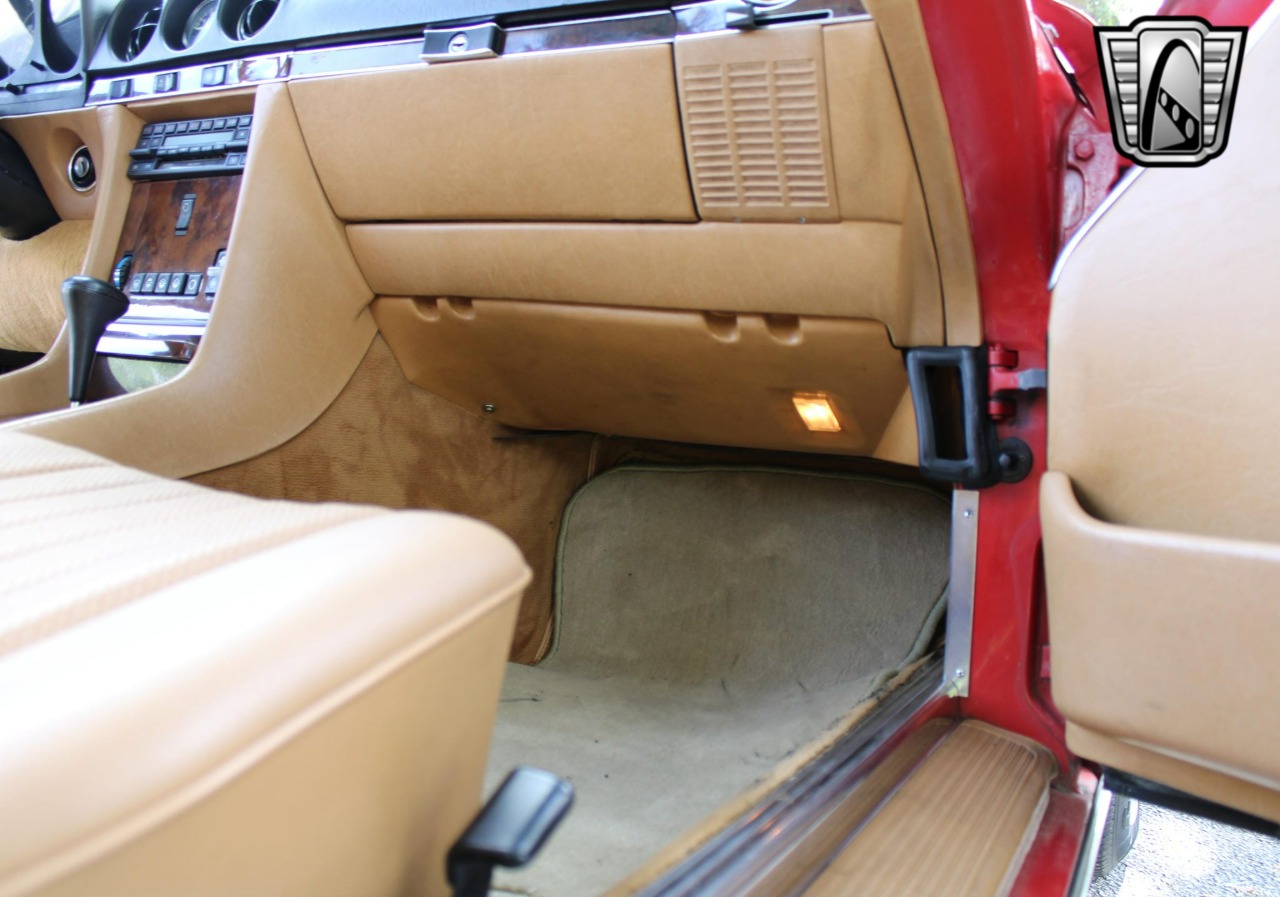 1987 Mercedes-Benz 560 SL 97