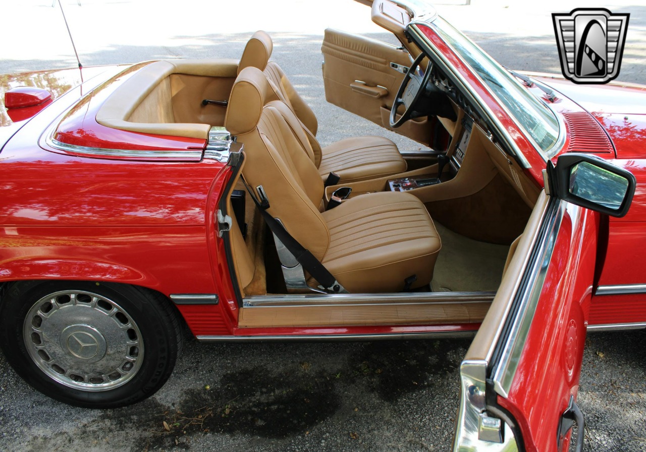 1987 Mercedes-Benz 560 SL 22