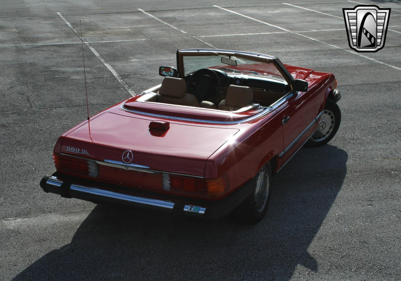 1987 Mercedes-Benz 560 SL 38
