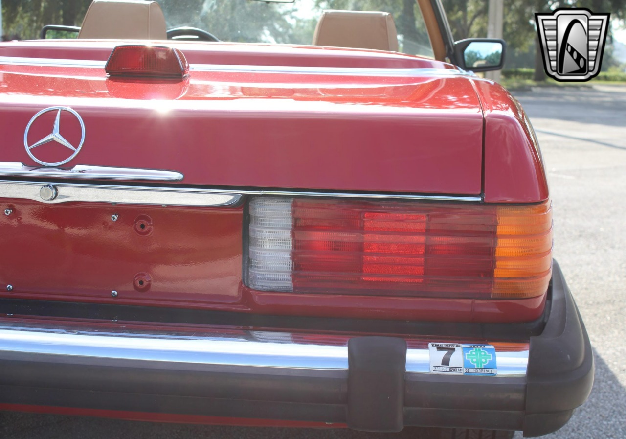 1987 Mercedes-Benz 560 SL 60