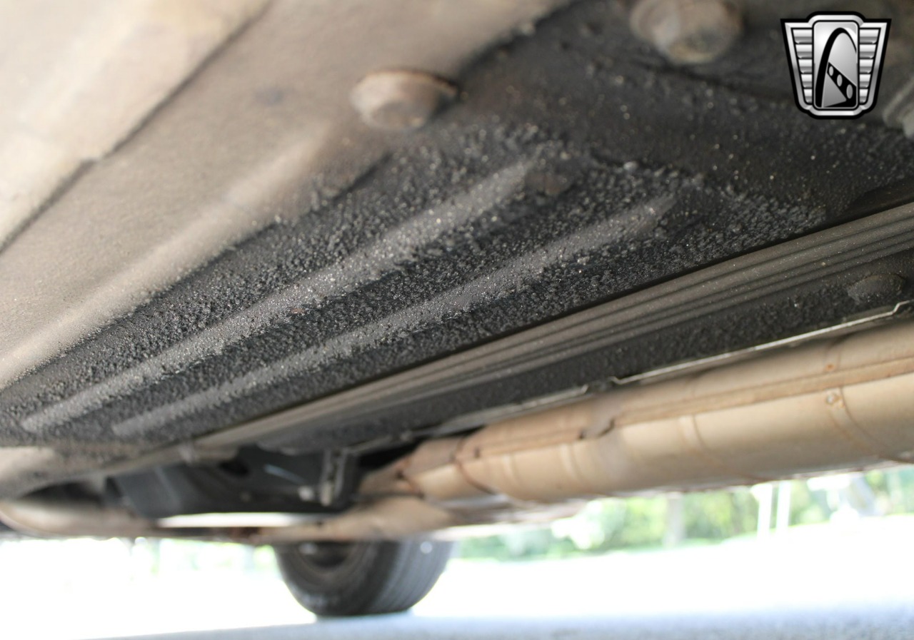 1987 Mercedes-Benz 560 SL 84