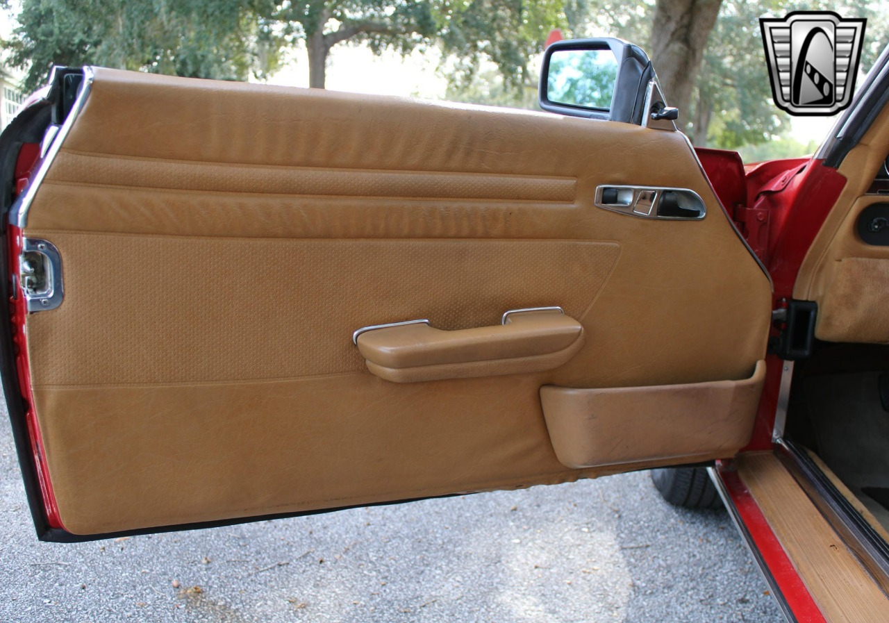 1987 Mercedes-Benz 560 SL 91